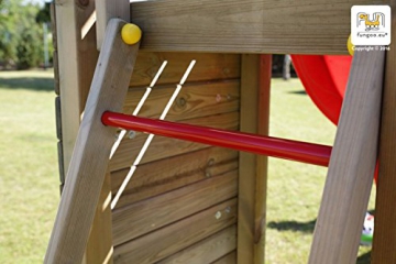 Fungoo Spielturm Carol 1 Kletterhaus mit Dach, geschwungener Rutsche und Kletterwand - Rot - 5