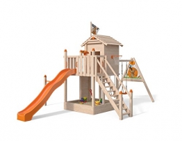 ISIDOR Spielturm Giraffico Aufstiegsauswahl (Leiter, Rampe, Treppe) und Schaukelanbau, Rutsche, Reckstange, hissbarer Fahne und Kletterwand auf 1,50 Meter Podesthöhe (Sicherheitstreppe, Orange) - 1