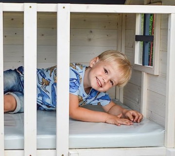 Wendi Toys Kinderspielhaus aus Holz - Villa - 2 Etagen - mit Garage und Schlafgelegenheit - FSC - EU-Produkt - 6